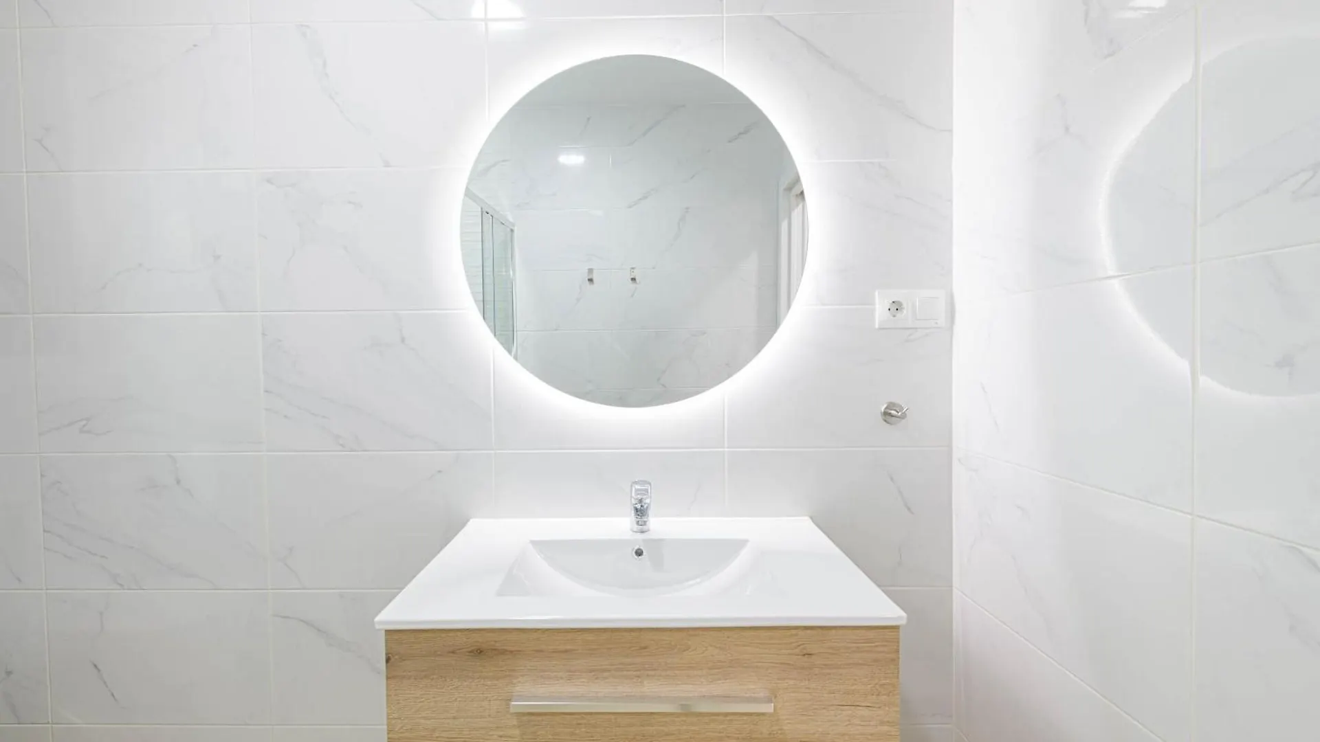 Lovely Diego Vergara City Center Malaga Apartment